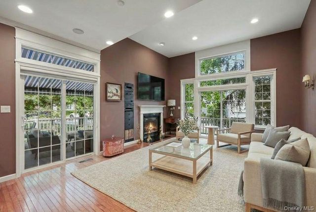 2 Heirloom Lane, Rye Brook, NY 10573