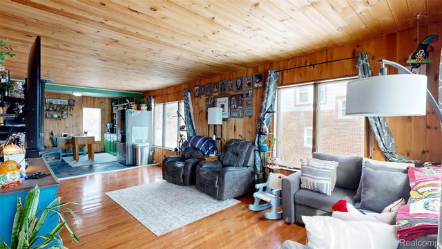 1820 W Genesee Street, Lapeer, MI 48446