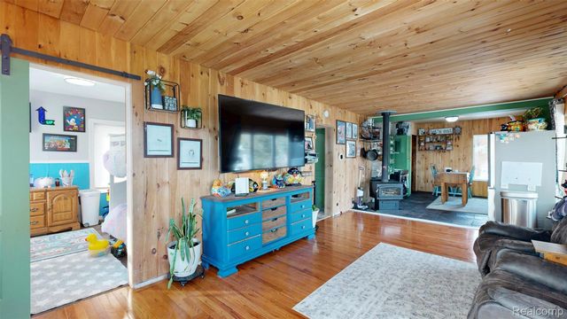 1820 W Genesee Street, Lapeer, MI 48446