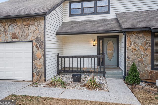 1655 Links Overlook, Stone Mountain, GA 30088