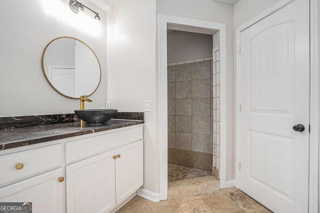 1655 Links Overlook, Stone Mountain, GA 30088
