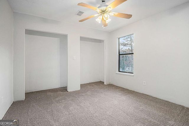 1655 Links Overlook, Stone Mountain, GA 30088