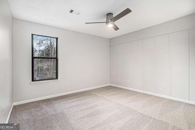1655 Links Overlook, Stone Mountain, GA 30088