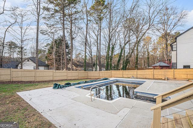 1655 Links Overlook, Stone Mountain, GA 30088