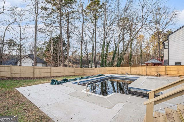 1655 Links Overlook, Stone Mountain, GA 30088