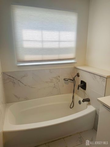 171 Nebula Road, Piscataway, NJ 08854