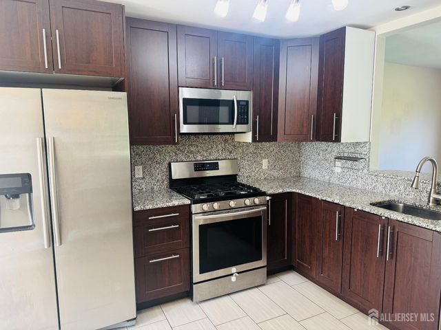 171 Nebula Road, Piscataway, NJ 08854
