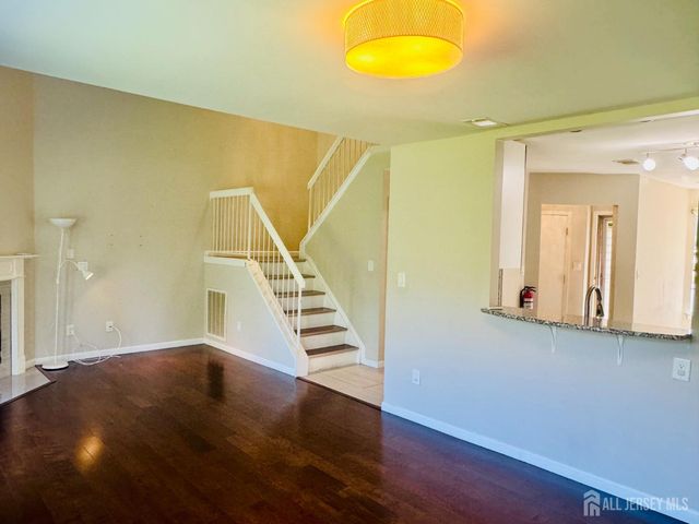 171 Nebula Road, Piscataway, NJ 08854