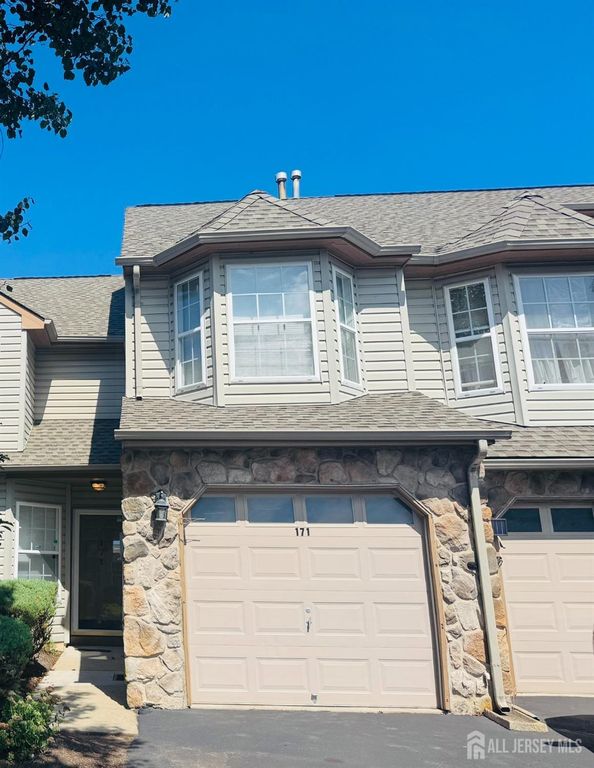 171 Nebula Road, Piscataway, NJ 08854