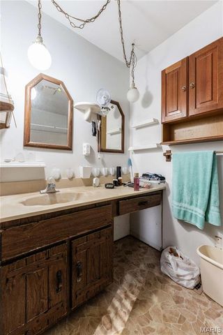 7551 Washout Drive, Cedar Hill, MO 63016