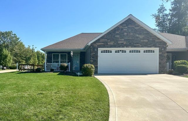 1909 Teakwood Drive, Ontario, OH 44906