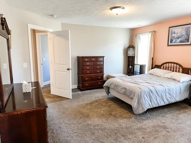 1909 Teakwood Drive, Ontario, OH 44906