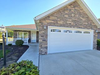 1909 Teakwood Drive, Ontario, OH 44906