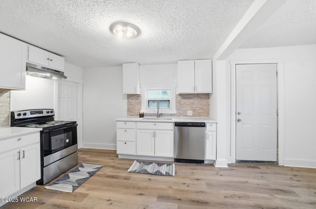 932 Faurot Avenue, Lima, OH 45801