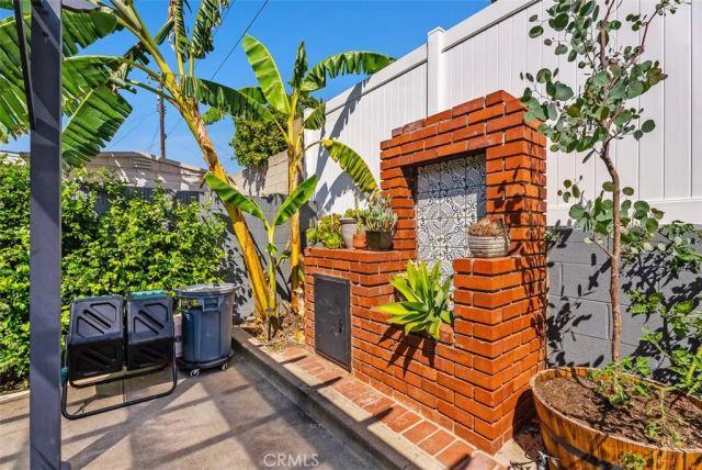 279 N Sacramento Street, Orange, CA 92867