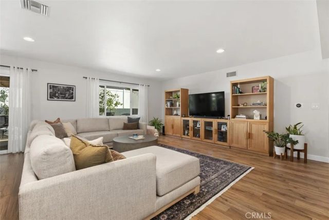 279 N Sacramento Street, Orange, CA 92867