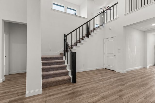 606 Creekview Lane, Lavon, TX 75166