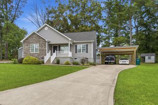 212 Pine Hill Dr, Waverly, TN 37185