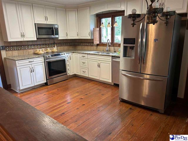 706 Lakeshore Drive, Bennettsville, SC 29512