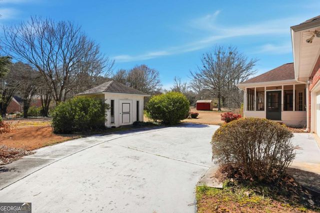 1165 Azalea Circle SE, Conyers, GA 30013