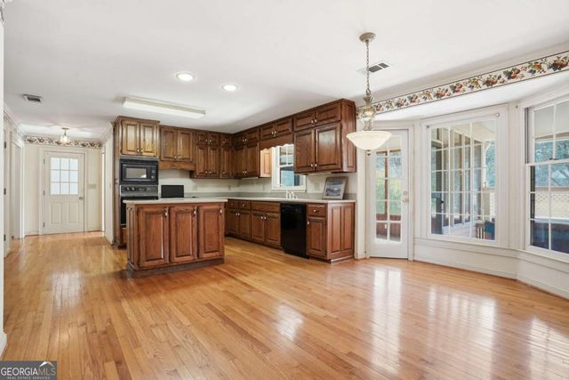 1165 Azalea Circle SE, Conyers, GA 30013