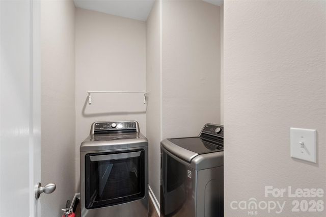 6113 Purbeck Way, Charlotte, NC 28215