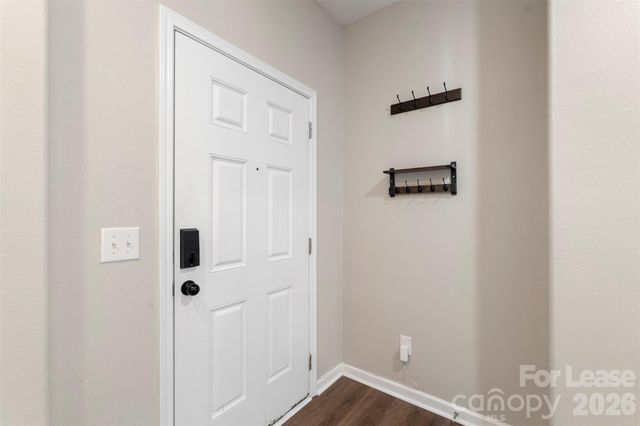 6113 Purbeck Way, Charlotte, NC 28215