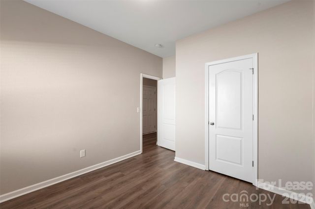 6113 Purbeck Way, Charlotte, NC 28215