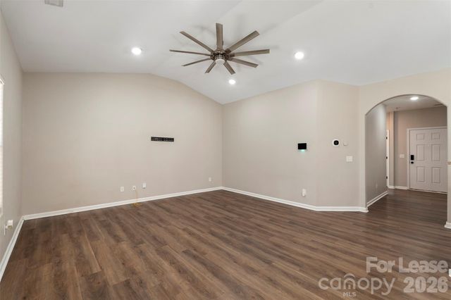 6113 Purbeck Way, Charlotte, NC 28215