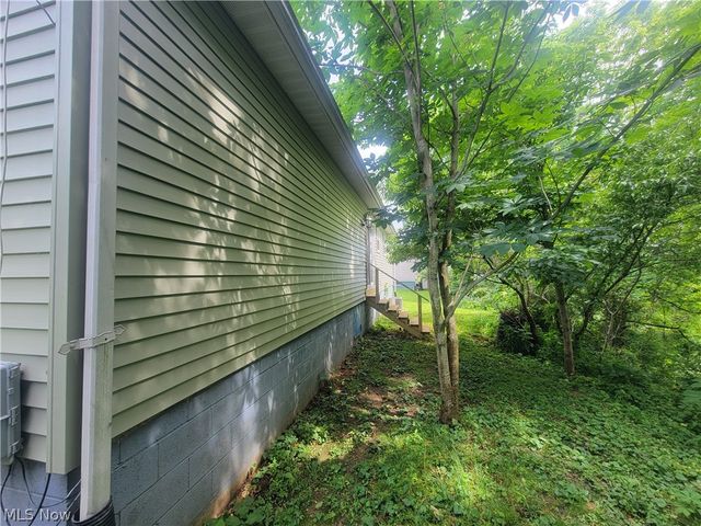 185 Belavista Drive, Marietta, OH 45750