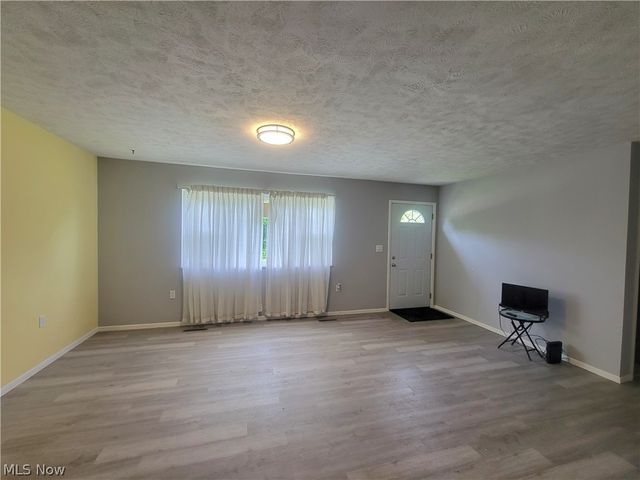 185 Belavista Drive, Marietta, OH 45750