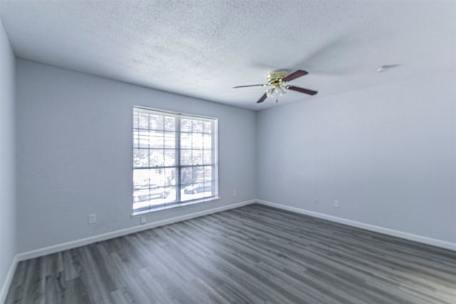 9326 Emberglow Lane, Dallas, TX 75243