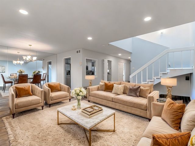 9326 Emberglow Lane, Dallas, TX 75243