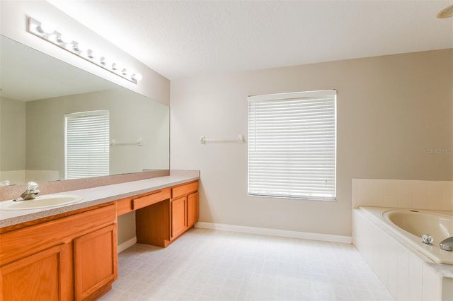 2043 HAMMOCK MOSS DRIVE, Orlando, FL 32820