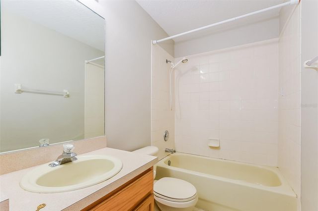2043 HAMMOCK MOSS DRIVE, Orlando, FL 32820