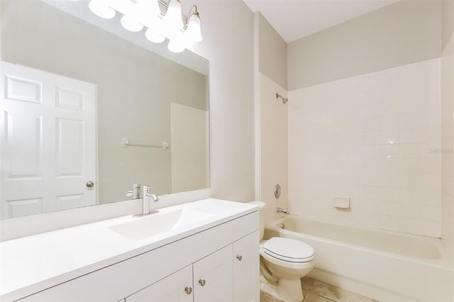 2043 HAMMOCK MOSS DRIVE, Orlando, FL 32820