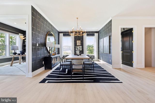 8264 COLLING MANOR CT, Alexandria, VA 22308