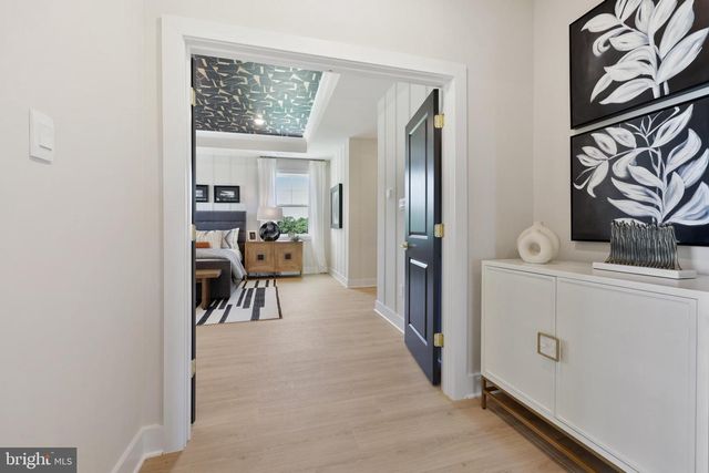 8264 COLLING MANOR CT, Alexandria, VA 22308