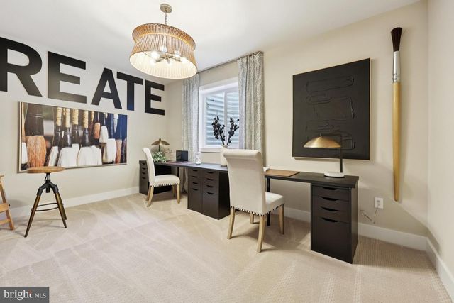 8264 COLLING MANOR CT, Alexandria, VA 22308