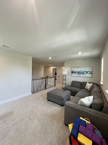 6506 Outlook Dr, Murfreesboro, TN 37128
