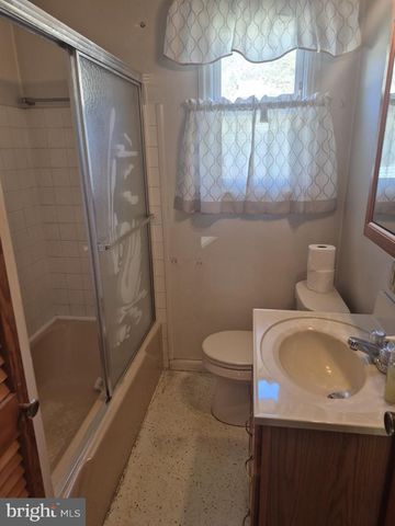 3535 CHESTNUT ST, Reading, PA 19605