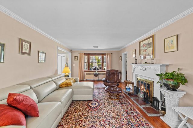 31 Clayton Place, Yonkers, NY 10704