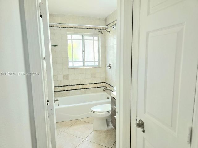 10330 SW 53rd St 10330, Miami, FL 33165