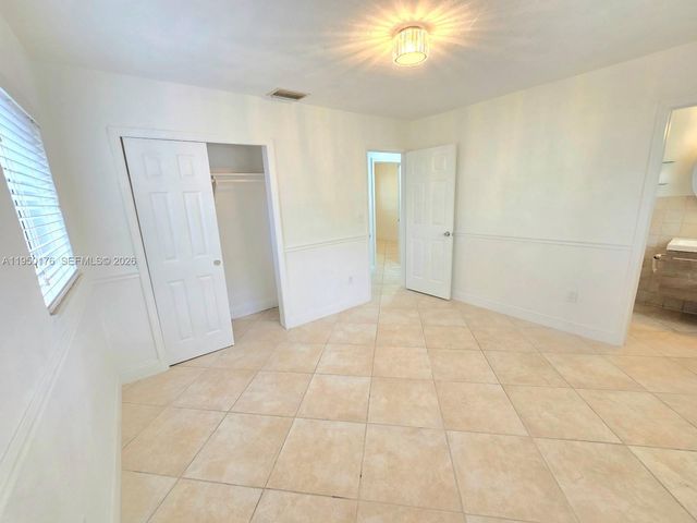 10330 SW 53rd St 10330, Miami, FL 33165
