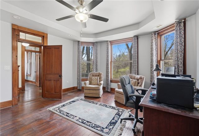17 Hilton Street, Eureka Springs, AR 72632