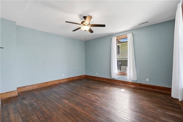 17 Hilton Street, Eureka Springs, AR 72632