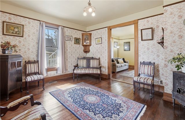 17 Hilton Street, Eureka Springs, AR 72632