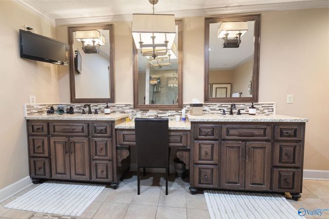 112 Ridgecrest Road, Gadsden, AL 35901