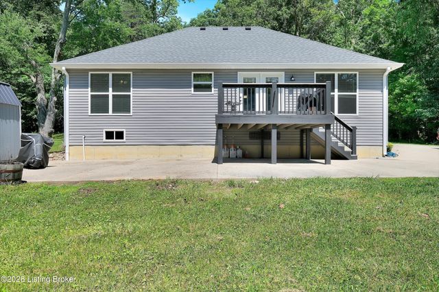 7840 Whipperwill Rd, Louisville, KY 40214