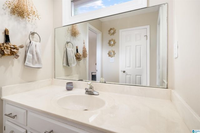 4223 ASHINGTON DRIVE, Birmingham, AL 35242